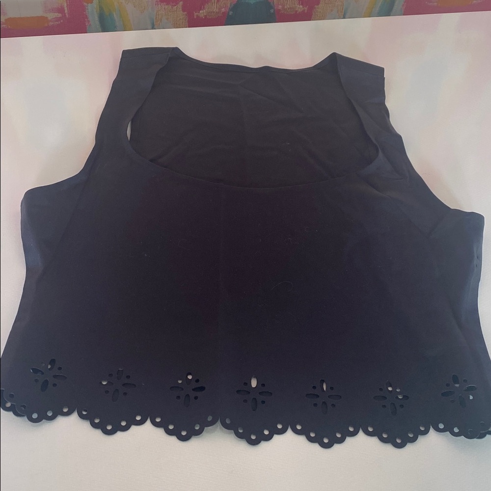 Black Sleeveless Crop Top with Scalloped Hem. Size medium. NWT from Anthro.